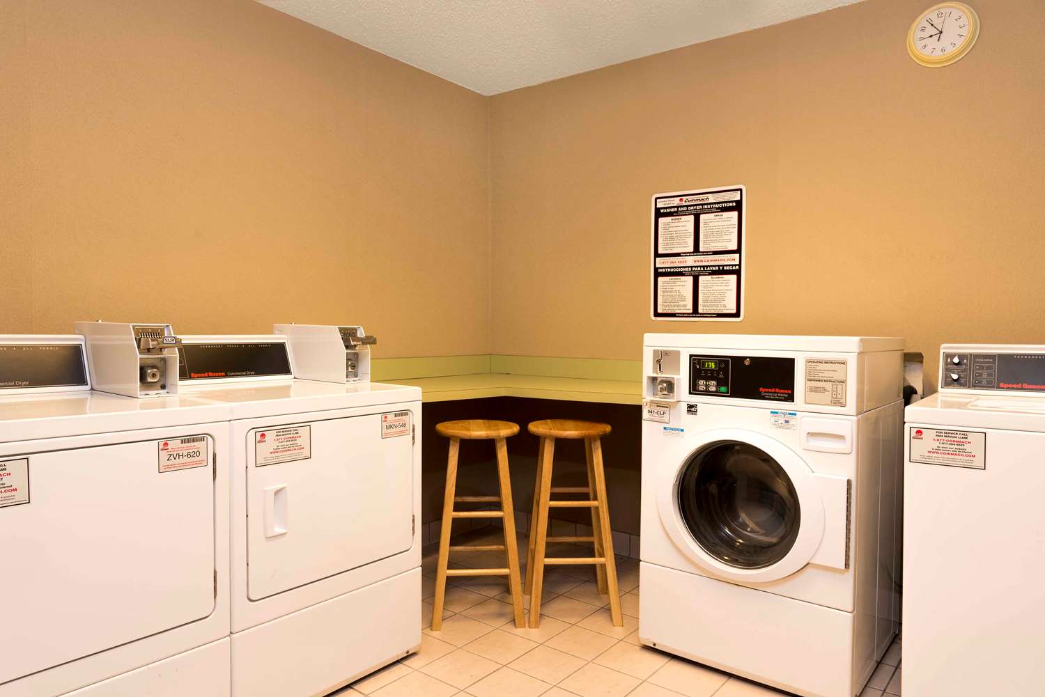 Фото Homewood Suites by Hilton Indianapolis Airport Plainfield