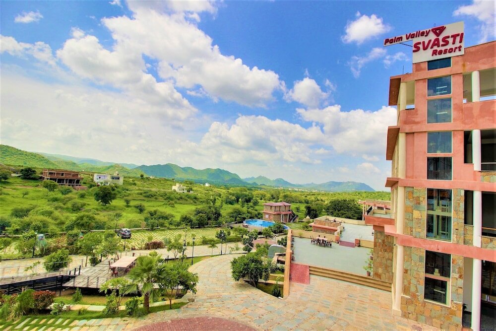 Фото Palm Valley Svasti Resort