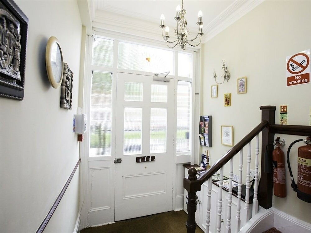 Фото Primrose Guest House