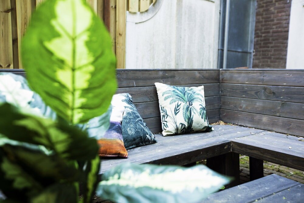 Фото Quentin England Hotel