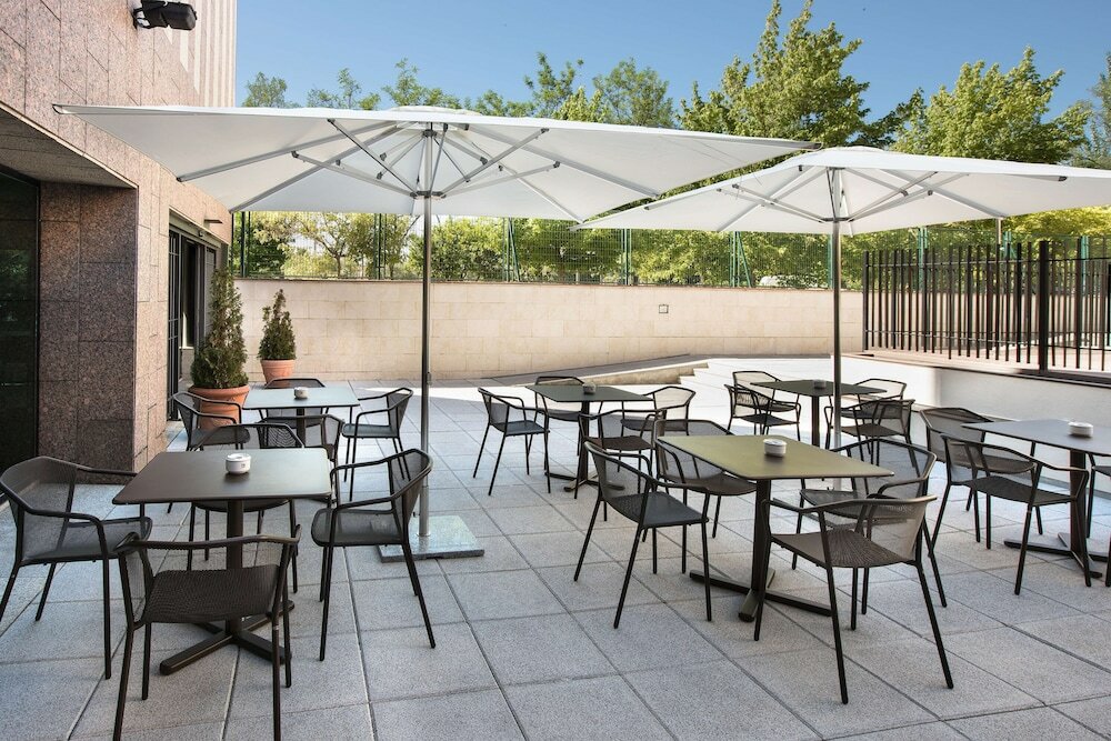 Фото Nh Madrid Barajas Airport