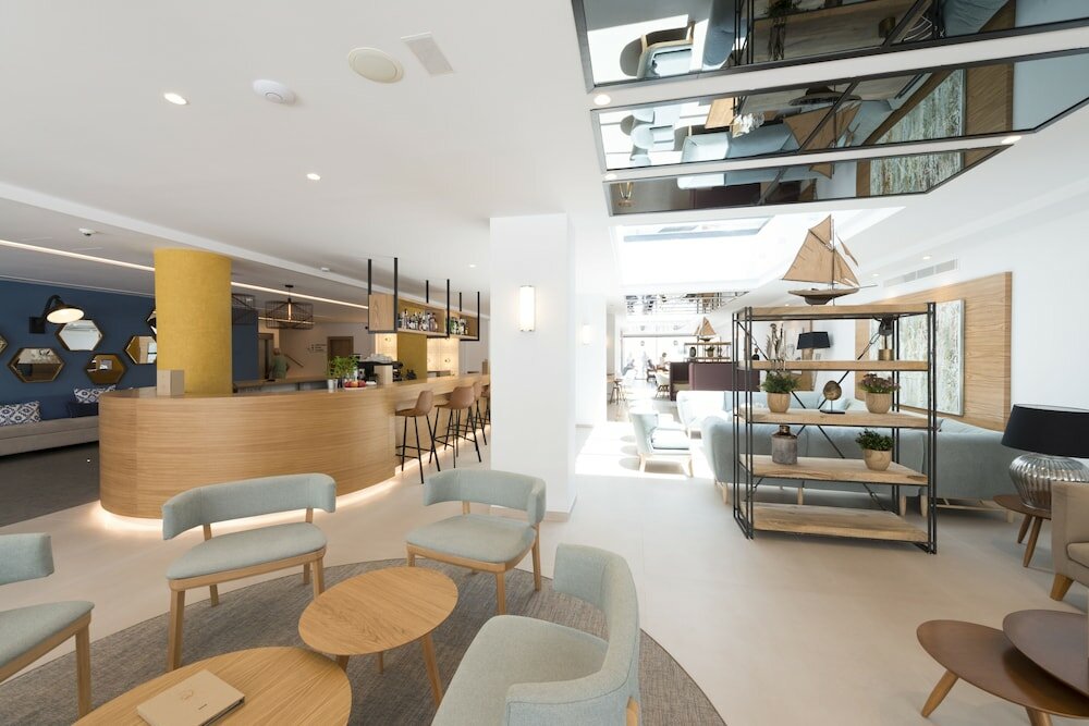 Фото Hotel Kyrat Amarac Suites