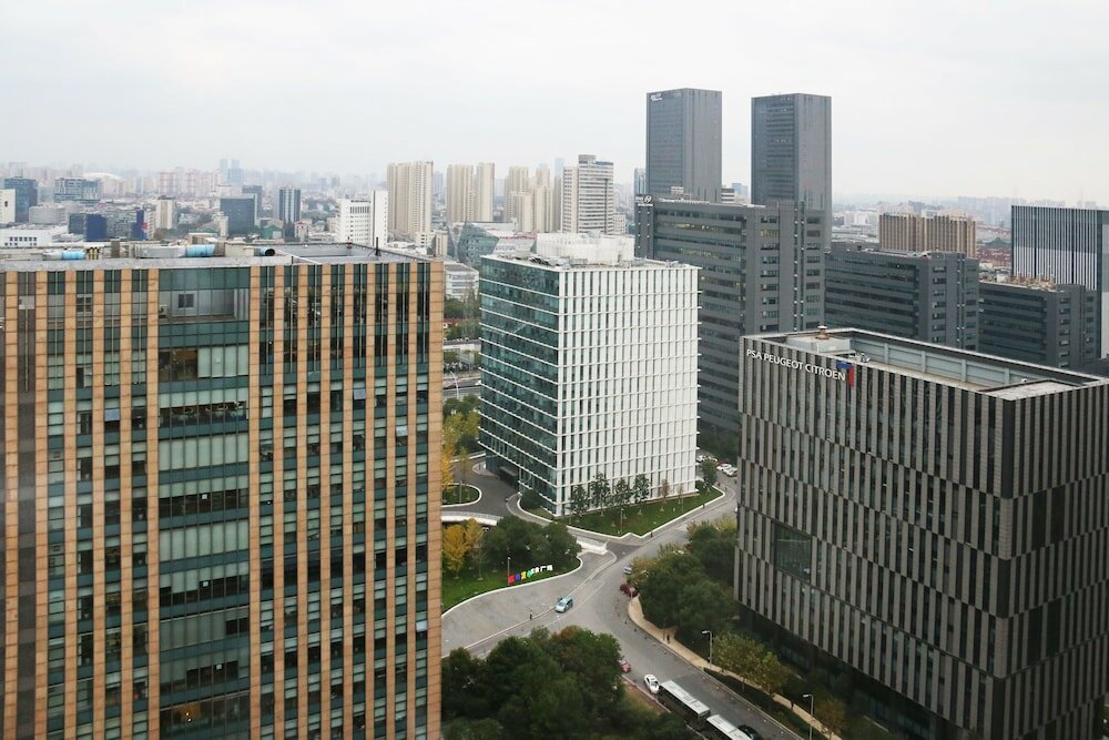 Фото Renaissance Shanghai Caohejing Hotel