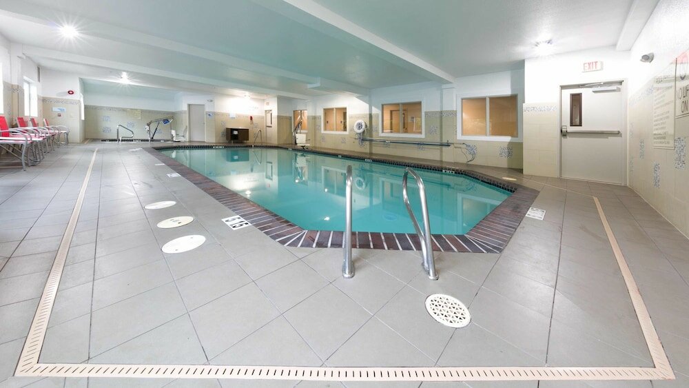 Фото Holiday Inn Express & Suites Hood River, an Ihg Hotel