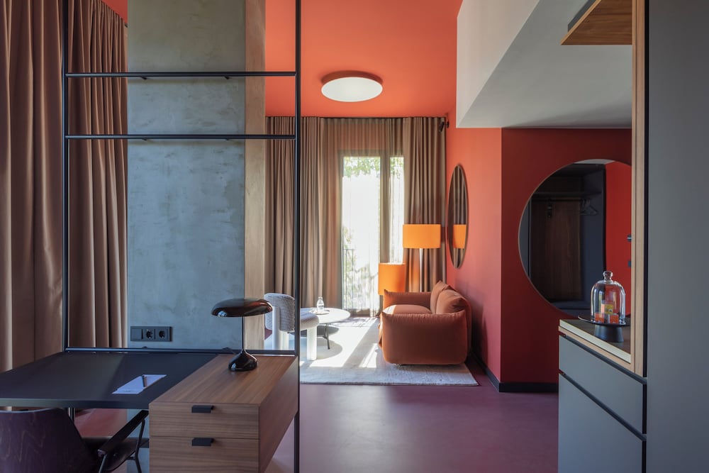 Фото EmiLu Hotel