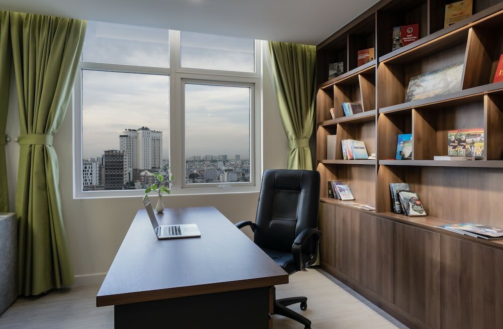 Фото Emm Hotel Saigon