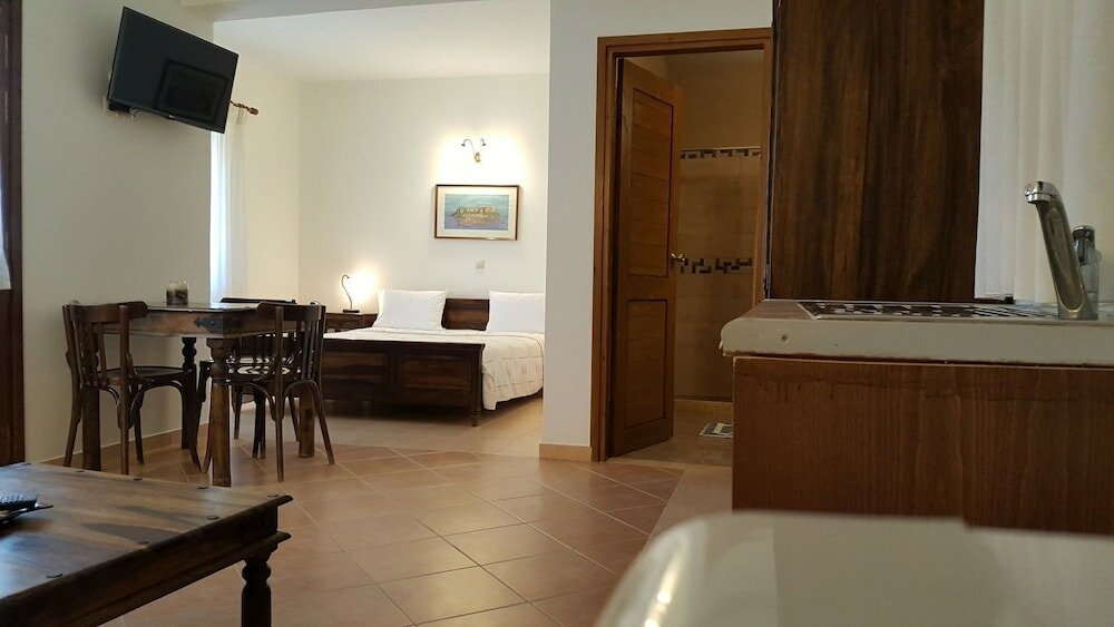 Фото Liotrivi Historical Mansion & Boutique Hotel