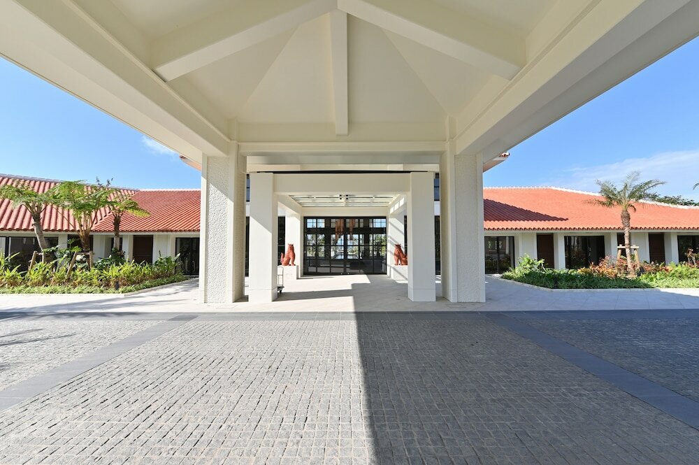 Фото Fusaki Beach Resort Hotel & Villas