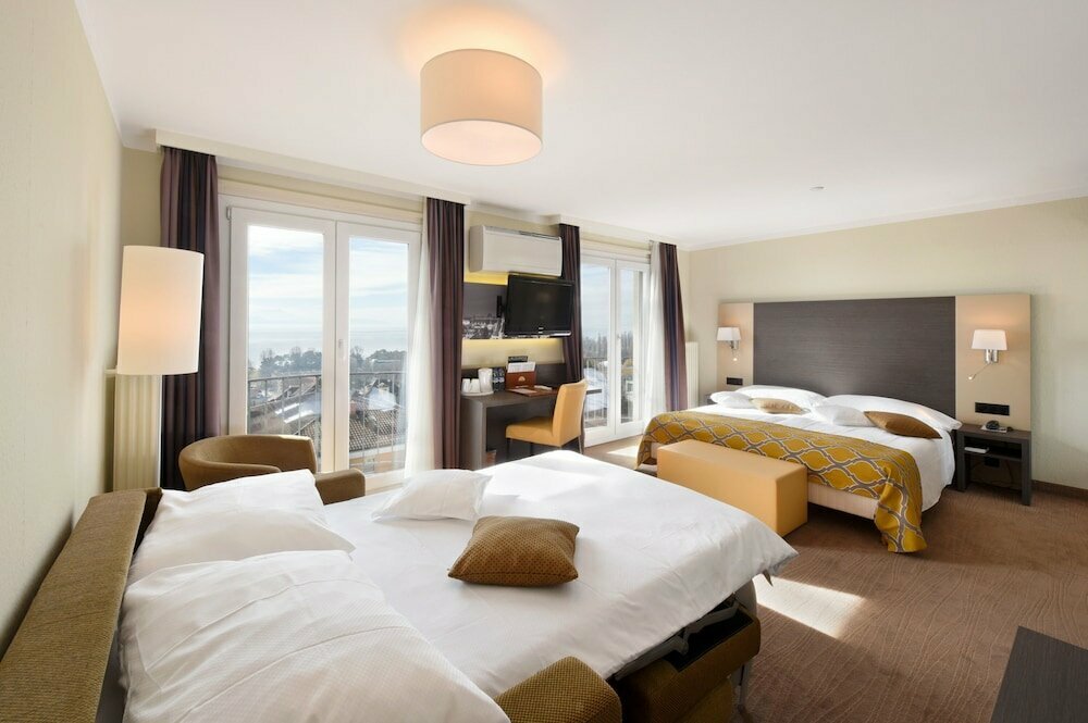 Hotel Bellerive Hotel, Lausanne, photo