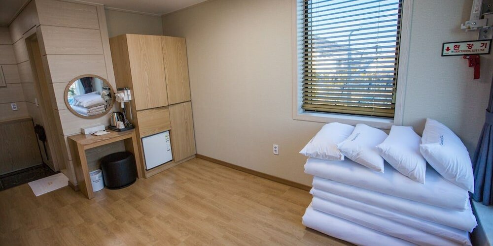 Фото Paulownia Hostel & Guest House