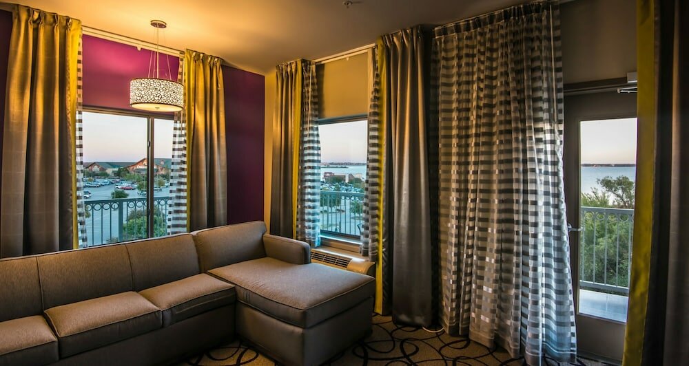 Фото Holiday Inn Express & Suites Garland E - Lake Hubbard I30, an Ihg Hotel