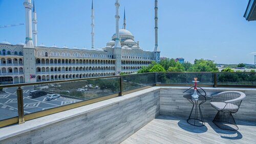 Внешний вид отеля Luxury Airport Hotel в Арнавуткёйе, фото 2