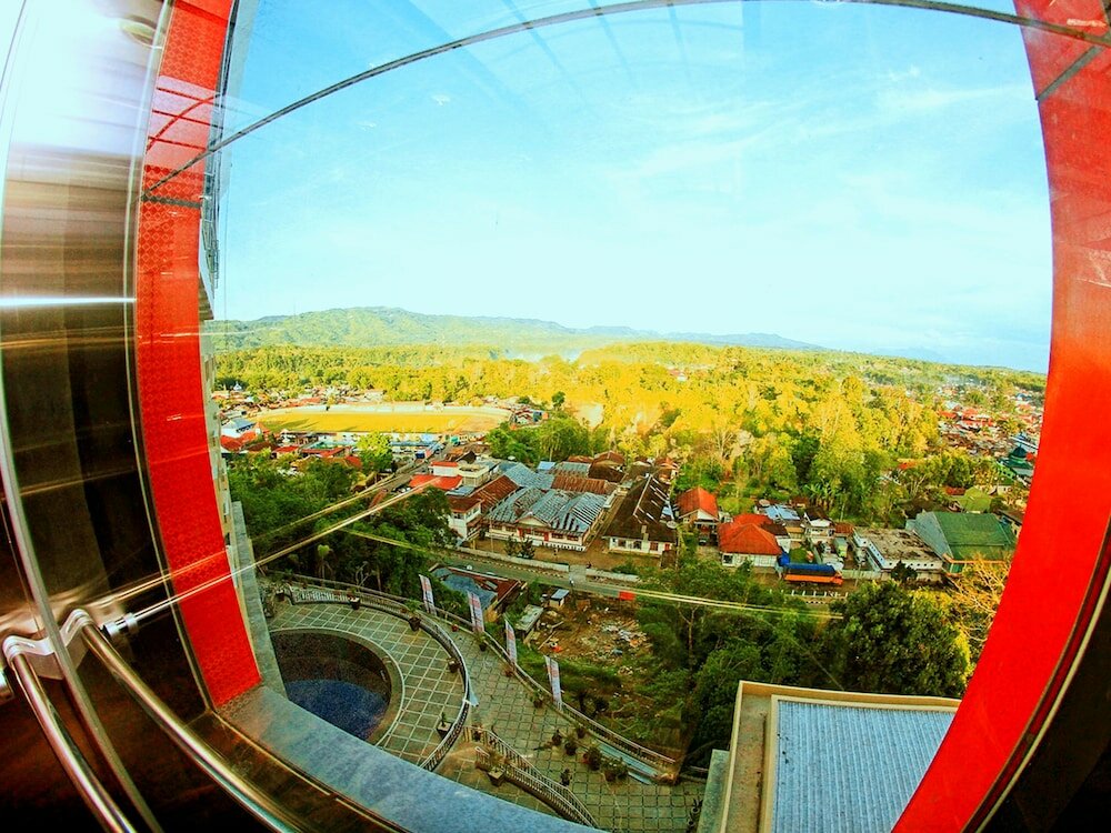 Фото Grand Rocky Hotel