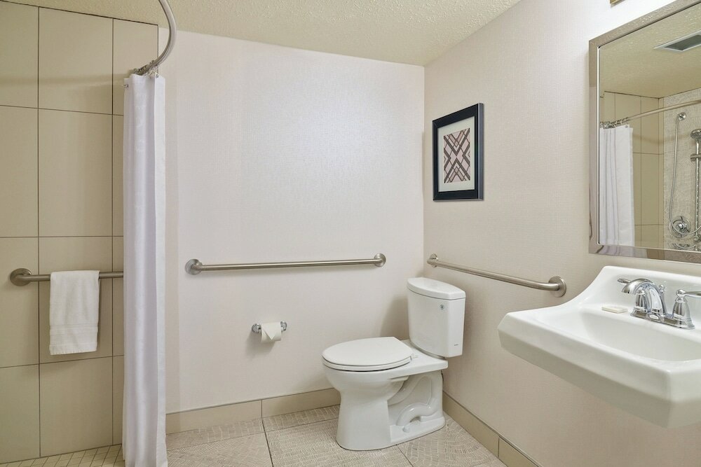 Фото Sheraton Tucson Hotel and Suites