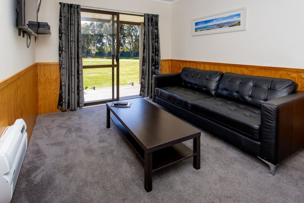 Фото Wellington Top 10 Holiday Park