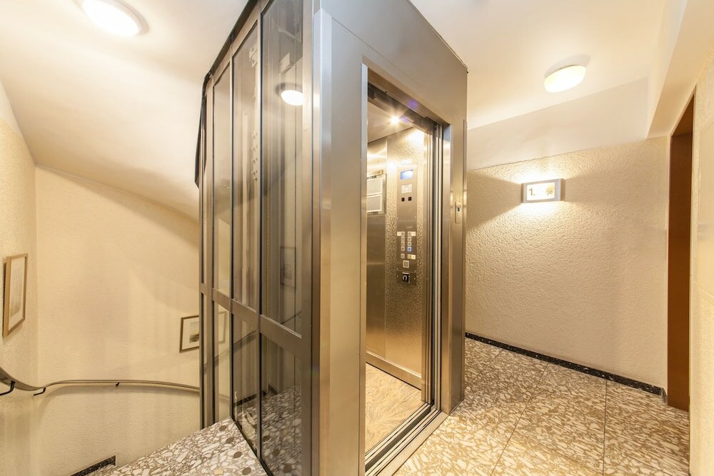 Фото Hotel Flora Düsseldorf