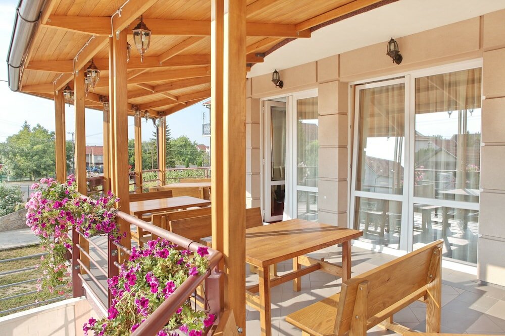 Фото Hotel Novella Uno