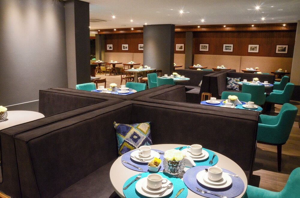 Фото Hotel Cercano