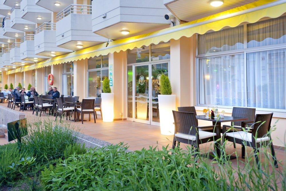 Фото Hotel Ght Oasis Tossa & SPA