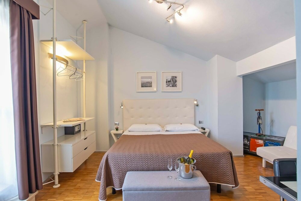 Фото Hotel Orcagna