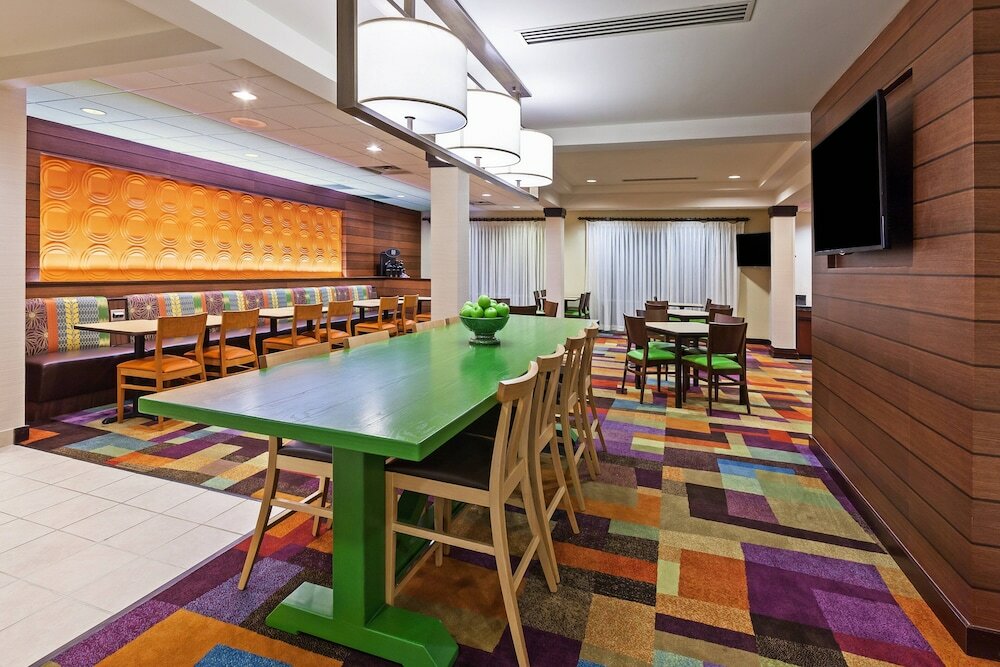 Фото Fairfield Inn and Suites by Marriott Austin Northwest/Domain