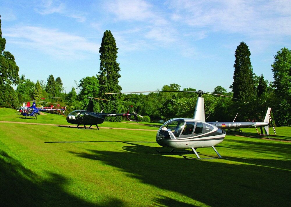 Фото Ashdown Park Hotel & Country Club