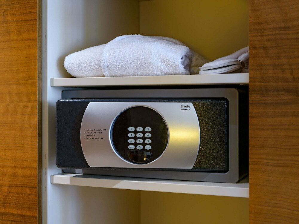 Фото Movenpick Hotel Geneva