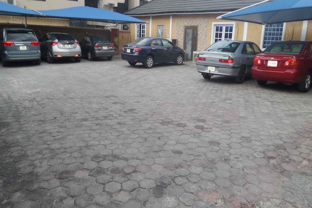 Фото De Heavens Royale Hotel & Towers