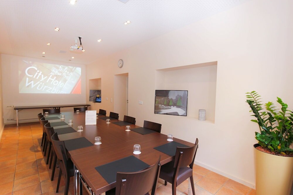 Фото City Hotel Würzburg