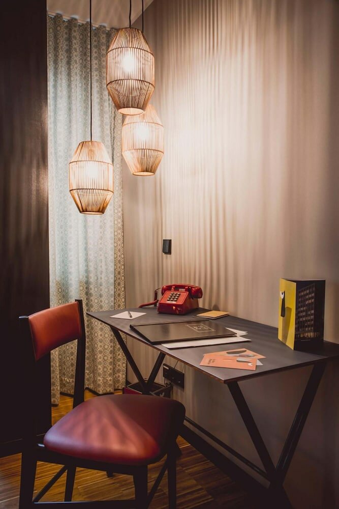 Фото Henri Hotel Düsseldorf Downtown