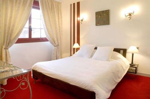 Гостиница Hôtel de la Cognette в Исудёне