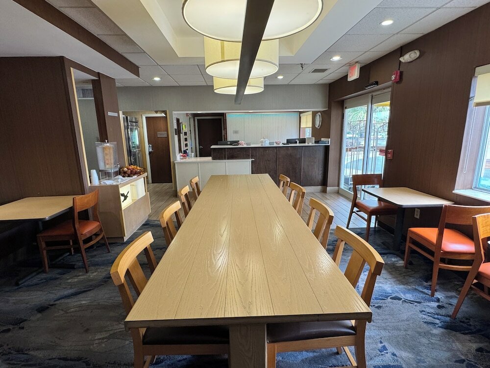 Фото Fairfield Inn Pensacola