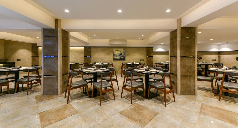 Фото Hotel Orient Regency