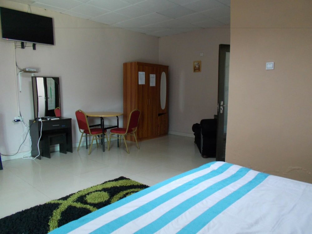 Фото Leget Lodges & Gardens