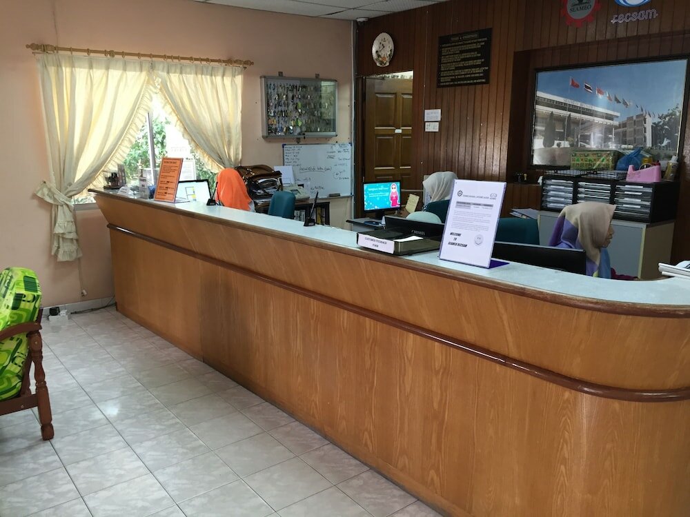 Фото International House