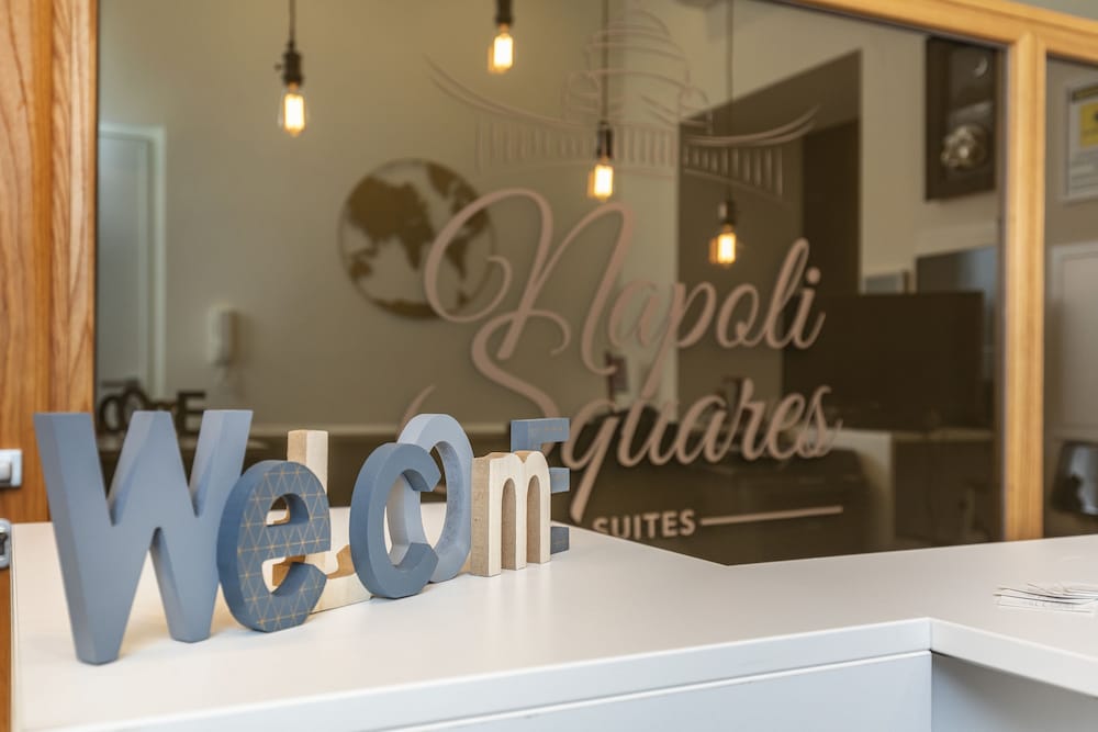 Фото Napoli Squares Suites