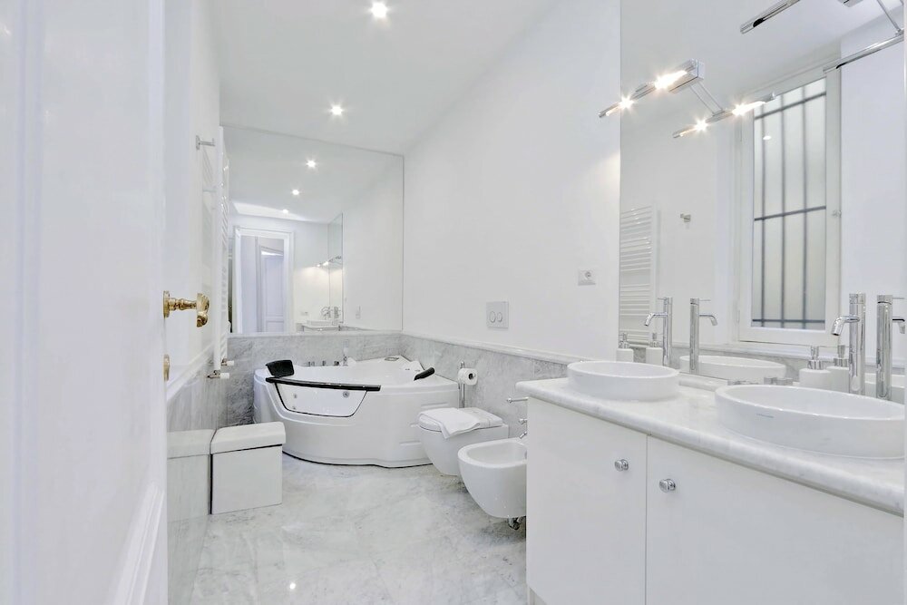 Фото Prestigious Apartment VIA Veneto