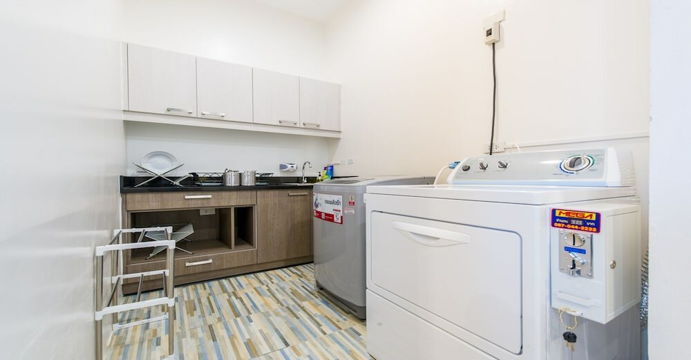 Фото Matchbox Bangkok Hostel