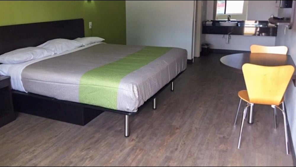 Фото Motel 6 Irving, Tx - Loop 12