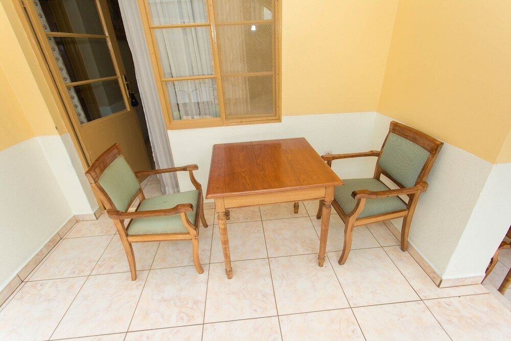 Фото Iris Guesthouse