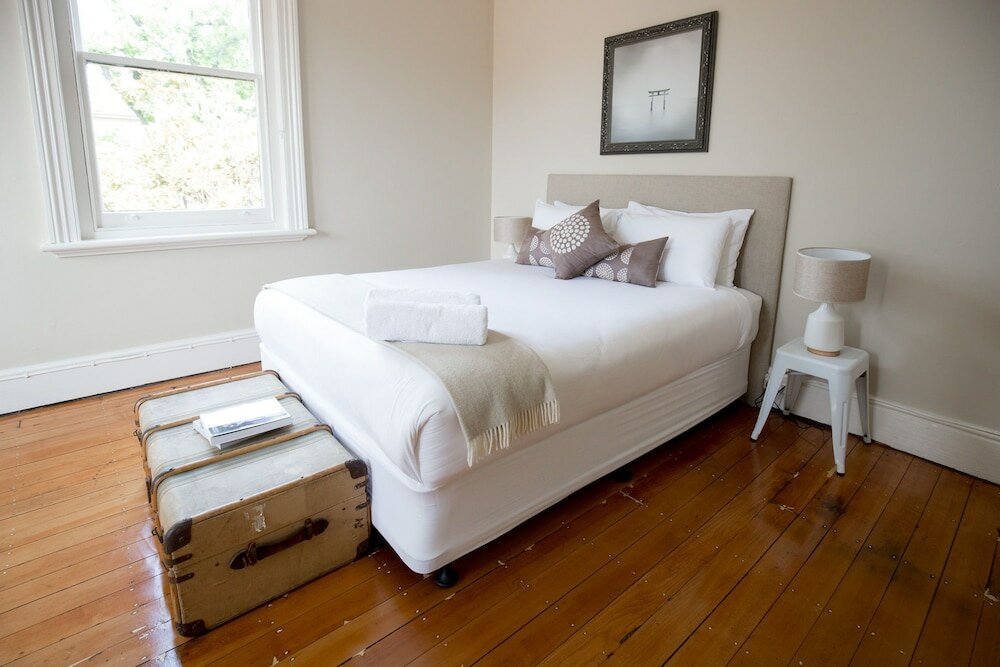 Фото Montacute Boutique Bunkhouse
