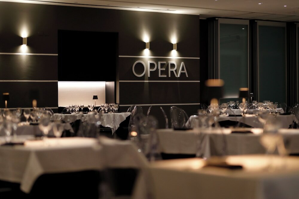 Фото The Sydney Hotel