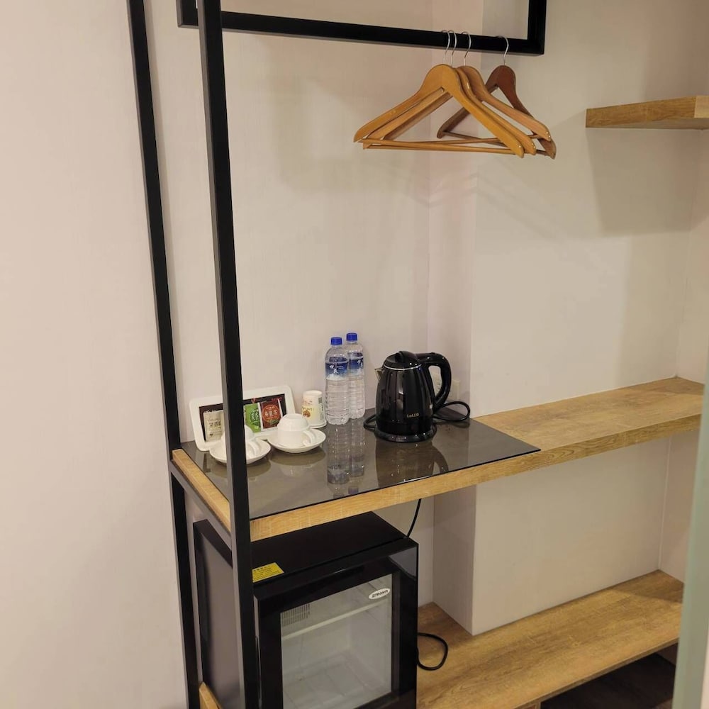 Фото Attic Hotel