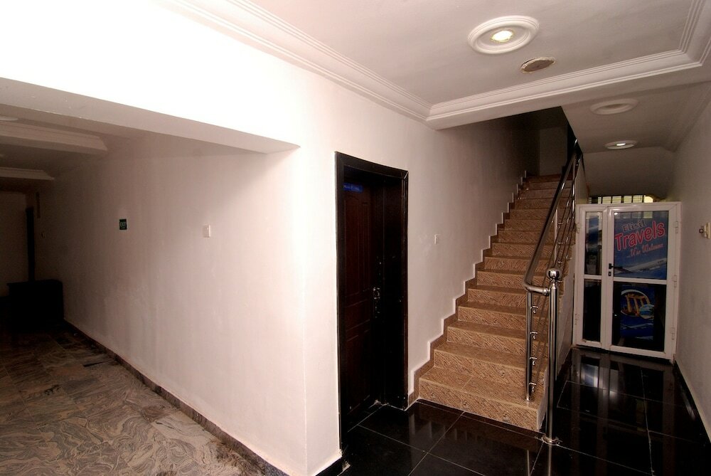 Фото Belvoir Hotel