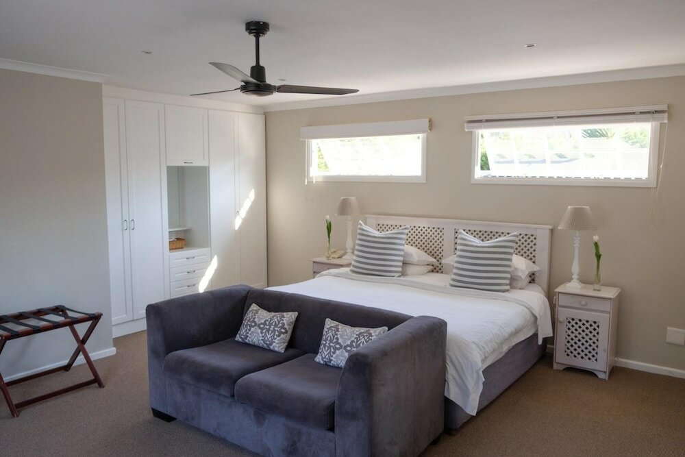 Фото White Lodge Constantia Guest House