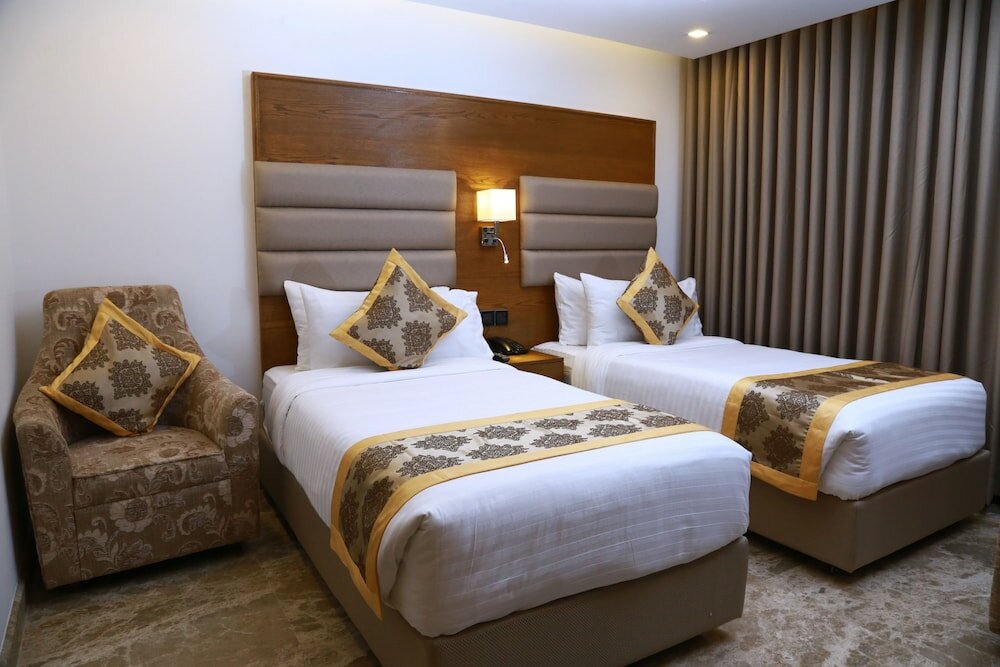 Фото Marino Royal Hotel