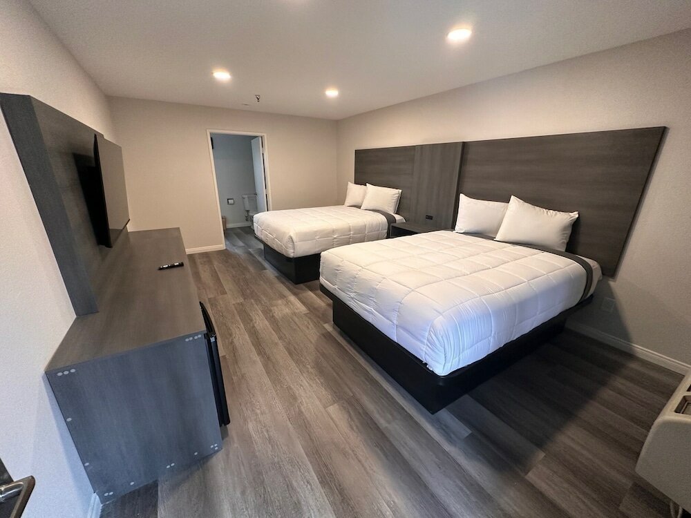 Фото Five Star Inn West Covina