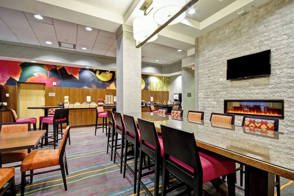 Фото Fairfield Inn & Suites by Marriott Guelph