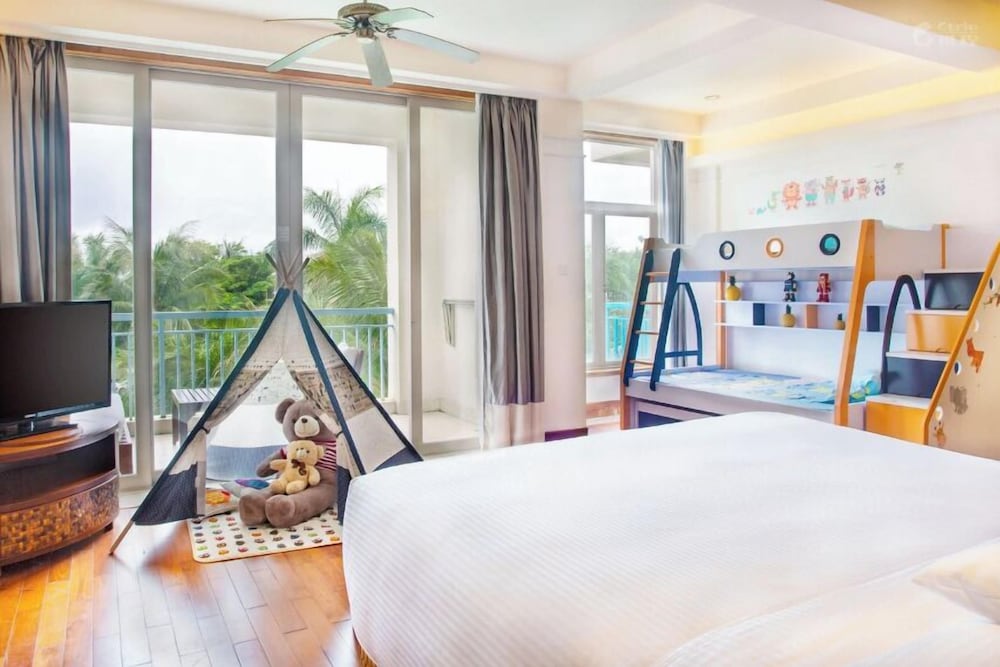 Фото Huayu La Floret Resort Yalong Bay