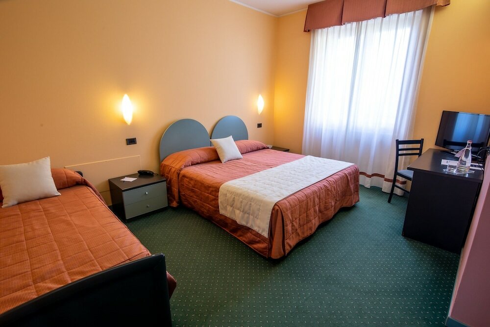 Фото Hotel Vittoria